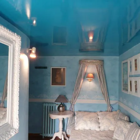 Hotel De Nesle Paris