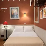 Hotell De Nesle 3*