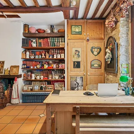 Hotel De Nesle 3*