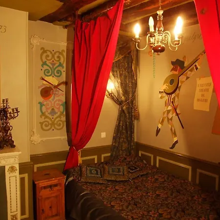 Hotel De Nesle 3*