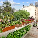 Hotel De Nesle Paris