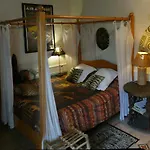 Hotel De Nesle 3*